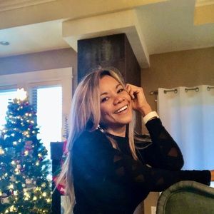 Meet your Posher, Nelita